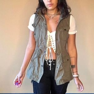 Grungefairy utility vest